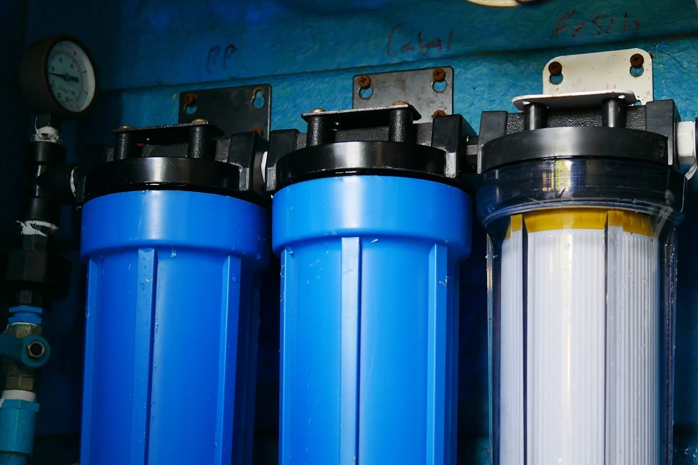 Złoża filtracyjne w uzdatnianiu wody – kluczowe informacje